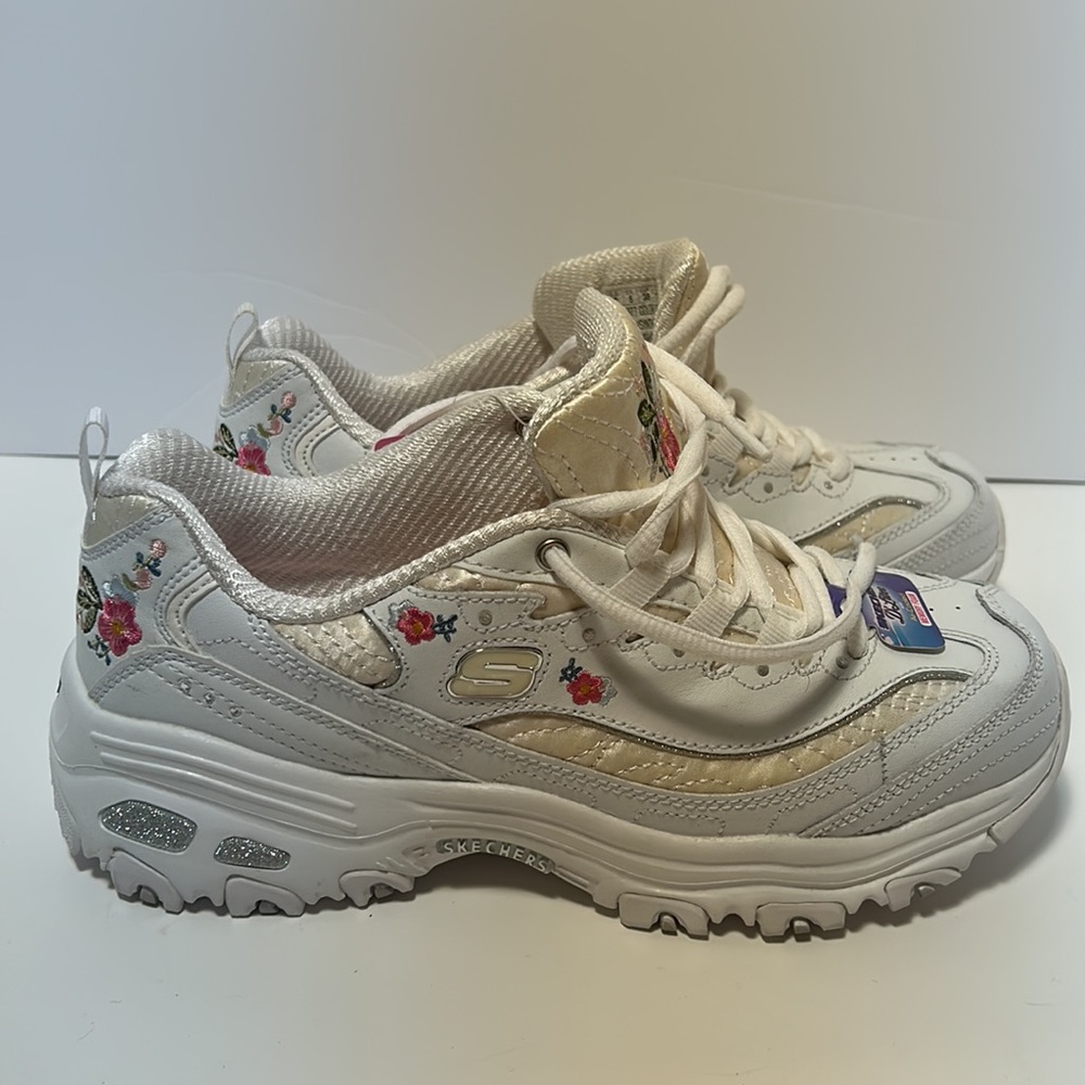 Skechers D'Lites Bright Blossoms Women's White Sneakers Size 8 SN 11977